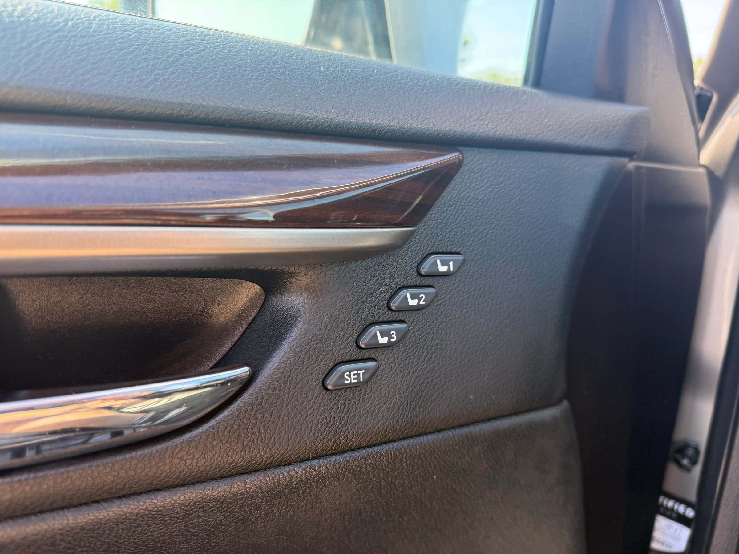 Used 2017 Lexus ES 350 w/ Luxury Package FWD image 24