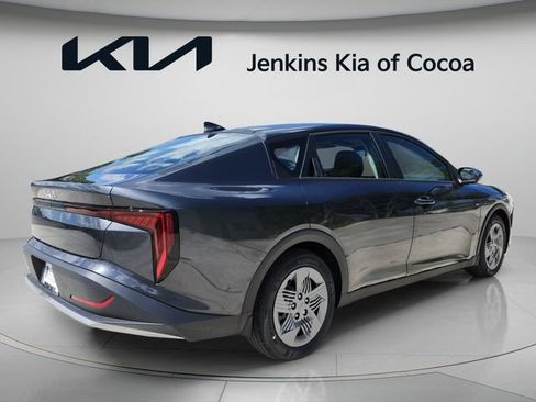 New 2026 Kia K4 FWD image 3