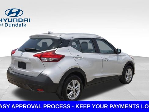 Used 2019 Nissan Kicks S FWD image 5