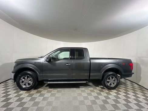 Used 2019 Ford F150 Lariat w/ Equipment Group 502A Luxury AWD/4WD image 4