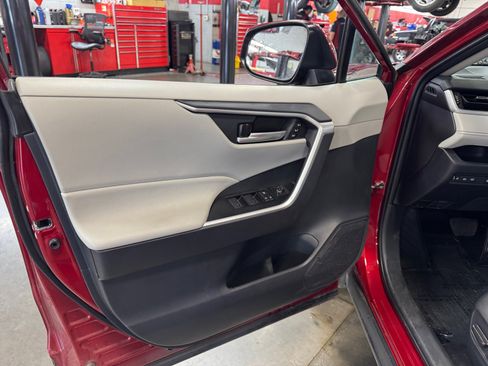 Used 2025 Toyota RAV4 XLE Premium w/ Weather Package FWD image 13