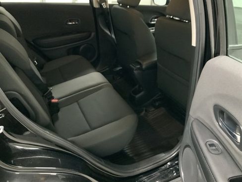 Used 2022 Honda HR-V LX image 18
