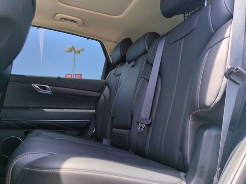 Used 2023 Genesis GV80 3.5T AWD/4WD image 29