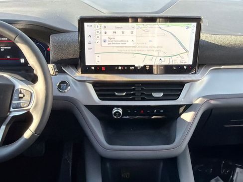 New 2026 Ford Explorer Active w/ Active Comfort Package image 19