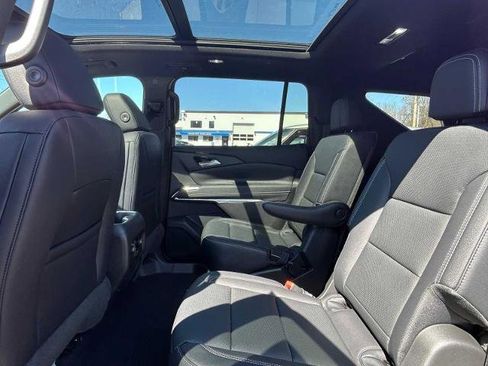Used 2026 Chevrolet Traverse LT w/ Sun and Wheel Package AWD/4WD image 29