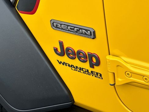 Used 2020 Jeep Wrangler Unlimited Rubicon w/ Quick Order Package 28Y Recon image 26