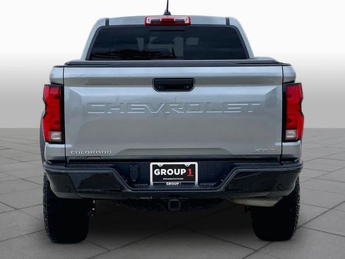 Used 2023 Chevrolet Colorado ZR2 w/ ZR2 Convenience Package III AWD/4WD image 5