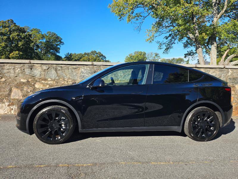 Used 2023 Tesla Model Y Long Range AWD/4WD image 8