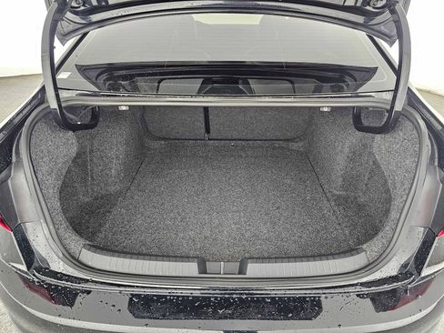 Used 2022 Volkswagen Jetta SE image 14