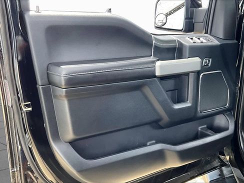 Used 2018 Ford F150 Lariat w/ Equipment Group 502A Luxury AWD/4WD image 22