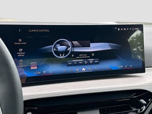 New 2026 BMW i4 xDrive40i w/ M Sport Package AWD/4WD image 16
