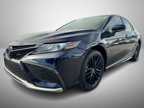 Used 2021 Toyota Camry XSE image 2
