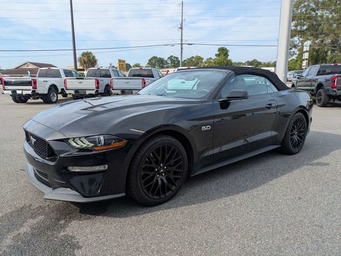 Used 2019 Ford Mustang GT Premium w/ GT Performance Package RWD image 8