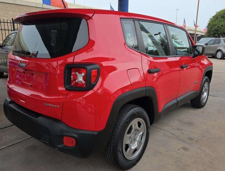 Used 2018 Jeep Renegade Sport w/ Power & Air Group AWD/4WD image 4