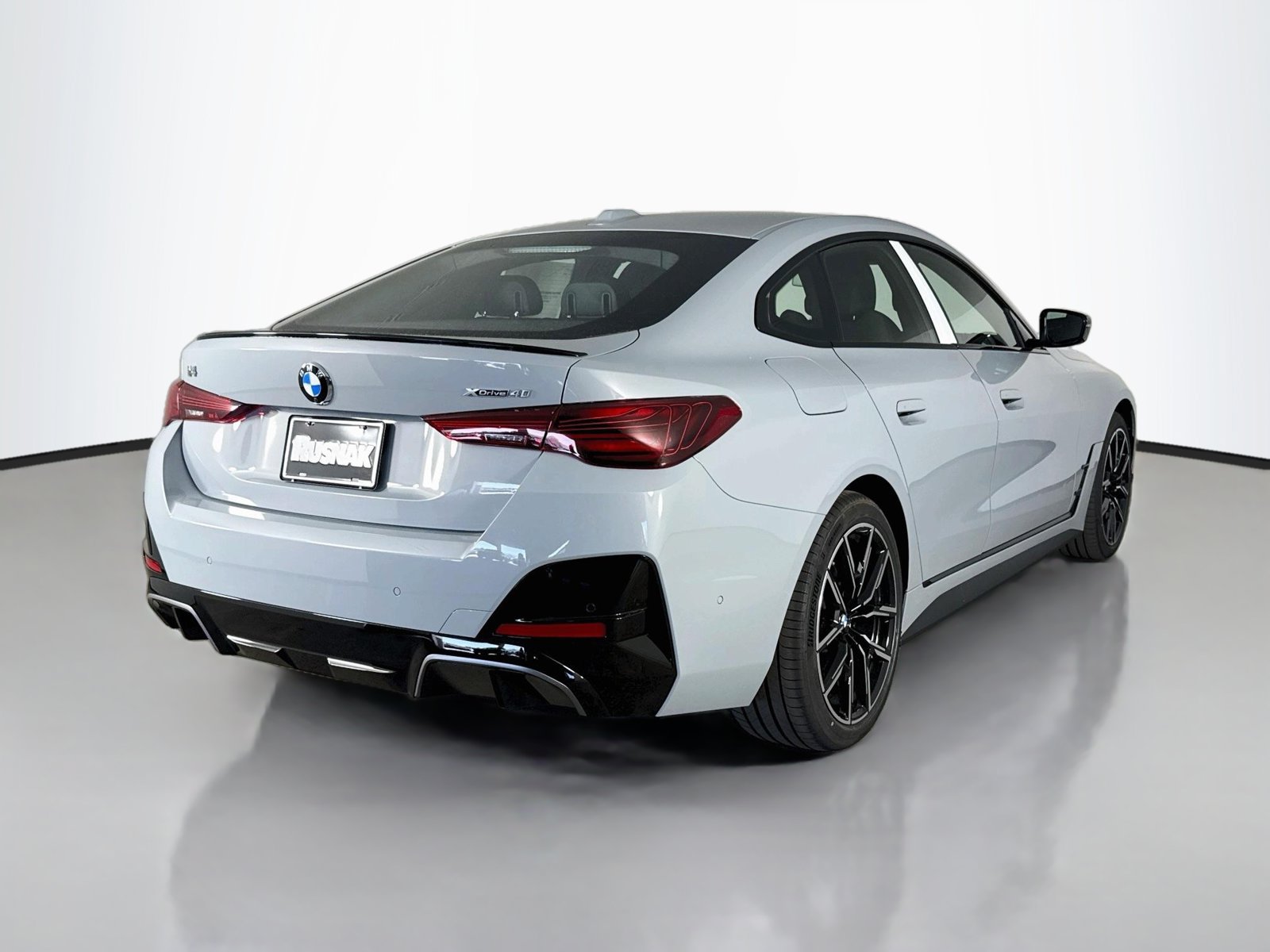 New 2026 BMW i4 xDrive40i w/ M Sport Package AWD/4WD image 7