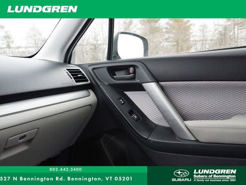 Used 2017 Subaru Forester 2.5i Premium w/ All-Weather Package image 33