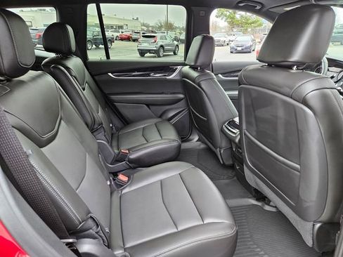 Certified 2025 Cadillac XT6 Premium Luxury w/ LPO, Floor Liner Package image 19