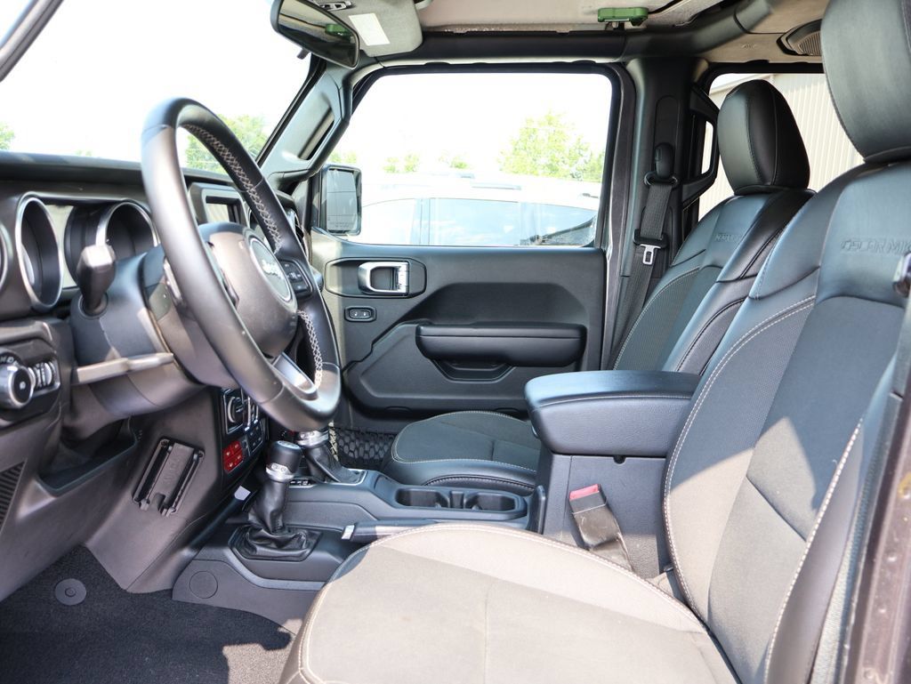 Used 2020 Jeep Wrangler Unlimited Sport AWD/4WD image 21
