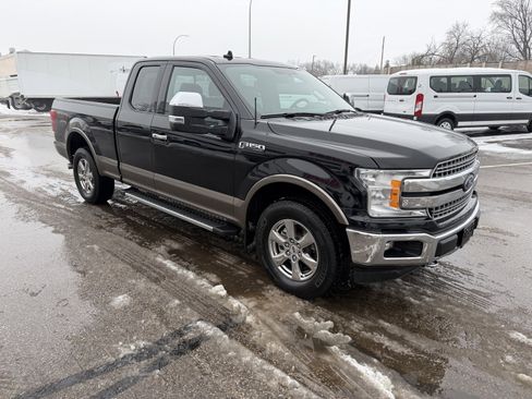 Used 2018 Ford F150 Lariat image 7
