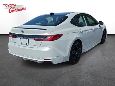 Used 2026 Toyota Camry XSE FWD image 5