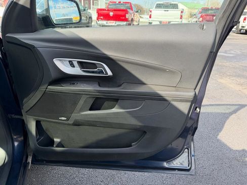 Used 2016 Chevrolet Equinox LTZ w/ Enhanced Convenience Package image 18