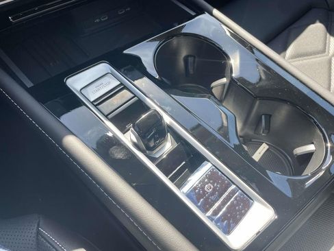 New 2026 Volkswagen Atlas SE FWD image 30
