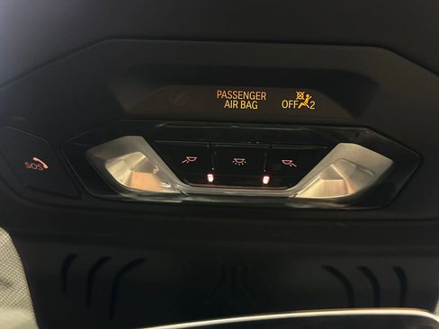 Used 2022 BMW M850i xDrive Convertible image 38