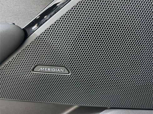 New 2026 Land Rover Range Rover Velar Dynamic SE image 20