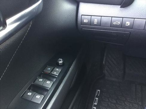 Certified 2018 Toyota Camry XSE FWD image 16