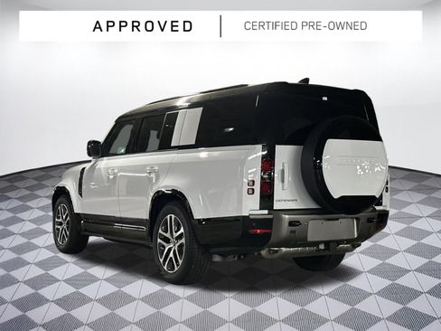 Used 2025 Land Rover Defender 130 X-Dynamic SE AWD/4WD image 3