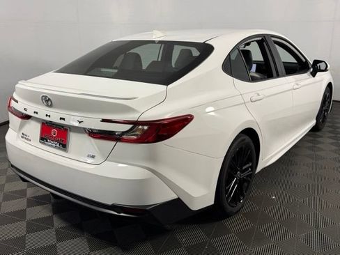 Used 2025 Toyota Camry SE w/ Multimedia Upgrade Package FWD image 10