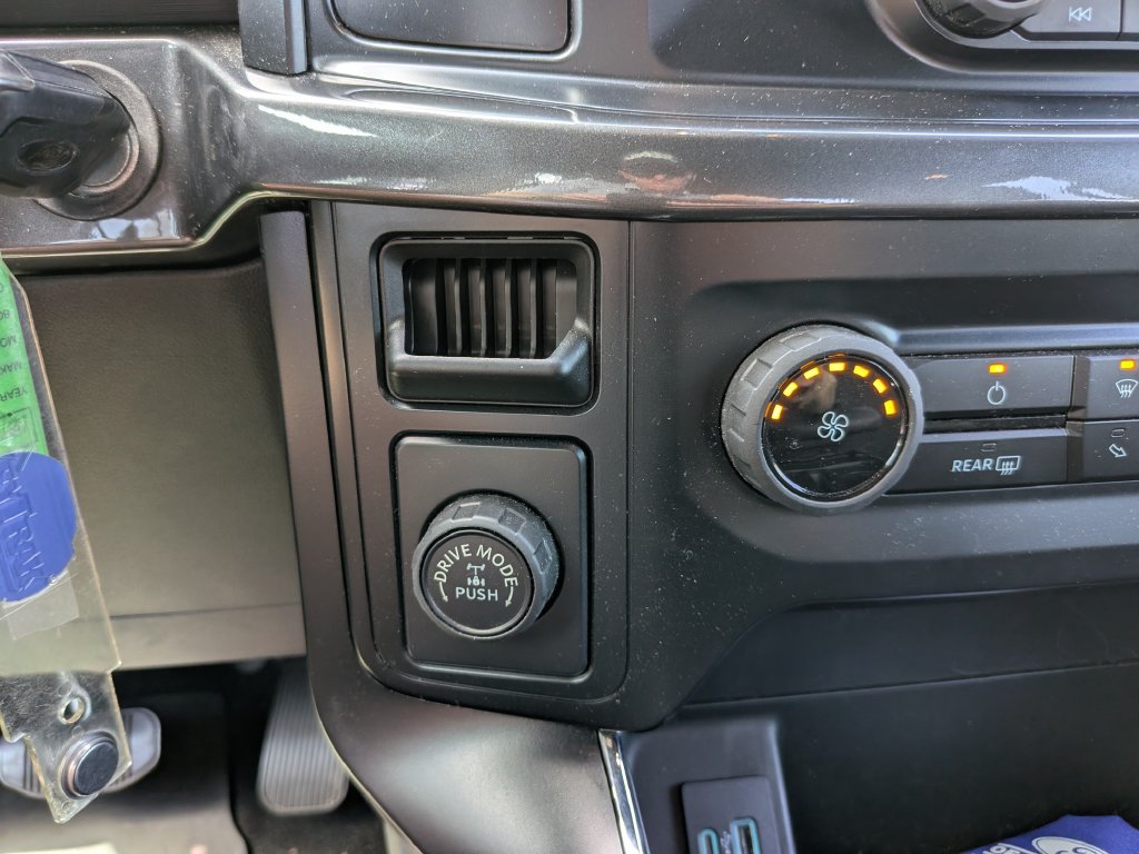 Used 2023 Ford F150 XL w/ STX Appearance Package RWD image 22