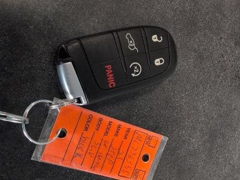 Used 2021 Jeep Grand Cherokee Laredo X AWD/4WD image 41