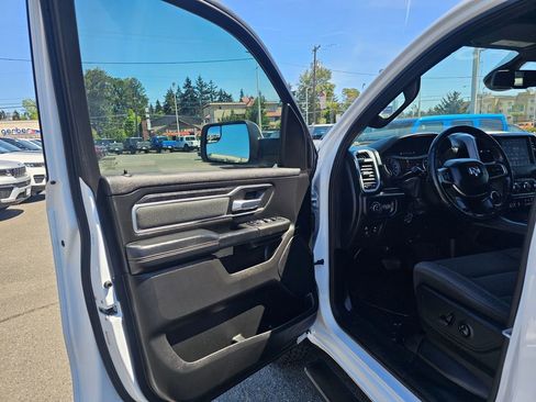 Used 2019 RAM 1500 Big Horn AWD/4WD image 20