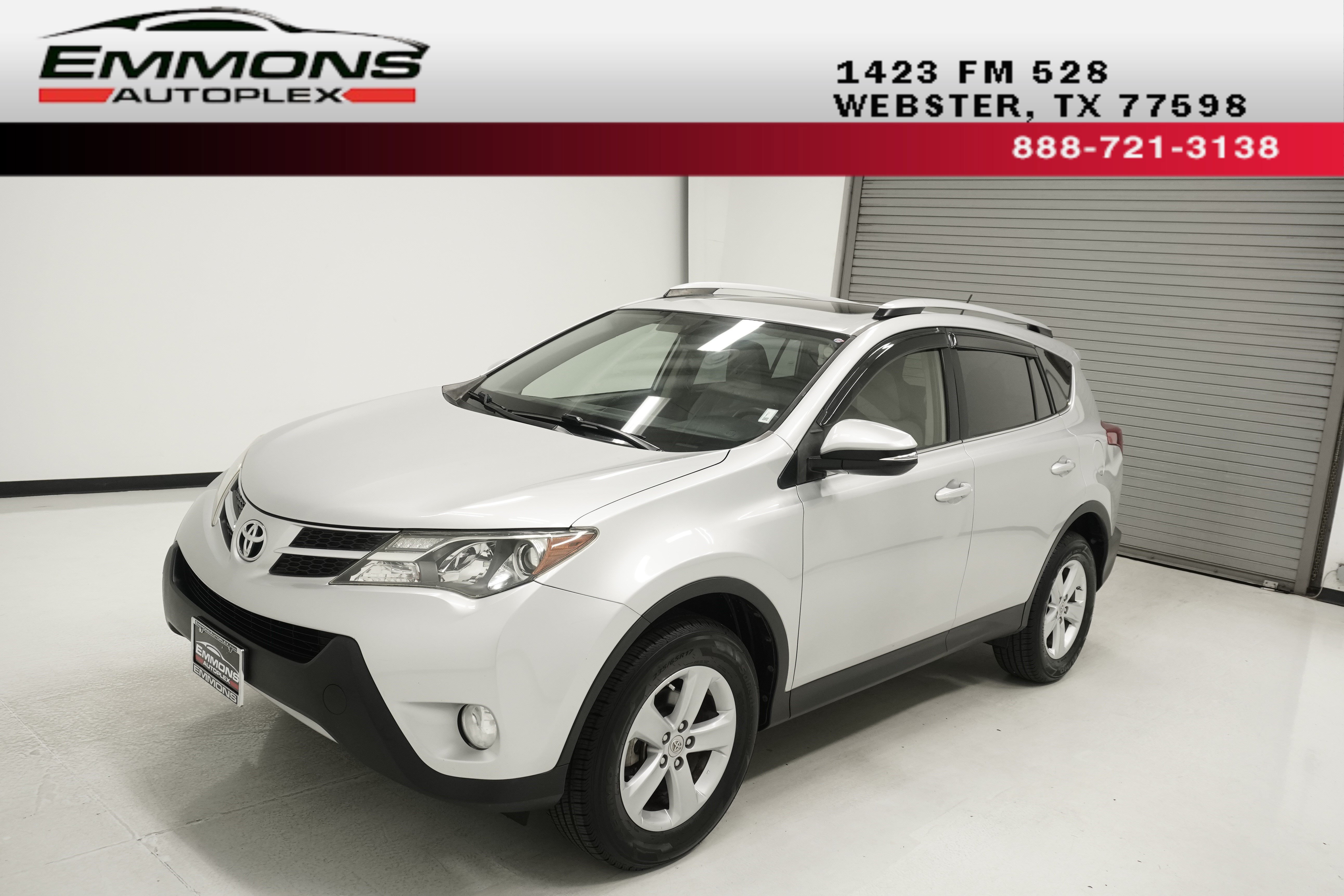 Used 2014 Toyota RAV4 XLE FWD image 1