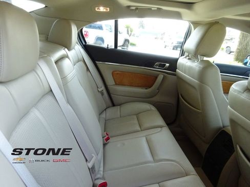 Used 2010 Lincoln MKS EcoBoost image 23