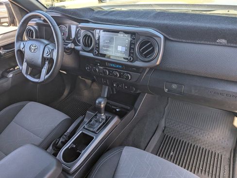 Used 2023 Toyota Tacoma TRD Off-Road image 13