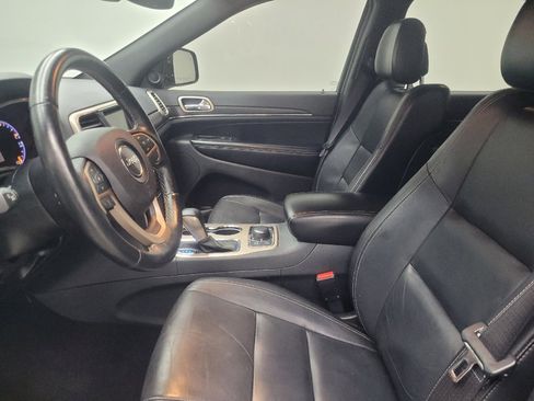 Used 2017 Jeep Grand Cherokee Limited AWD/4WD image 17
