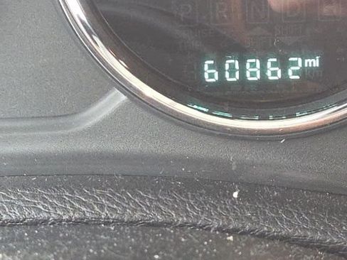 Used 2017 Jeep Wrangler Sahara w/ Connectivity Group image 14