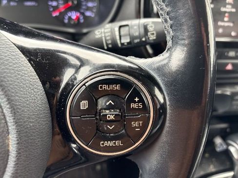 Used 2021 Kia Soul EX image 17