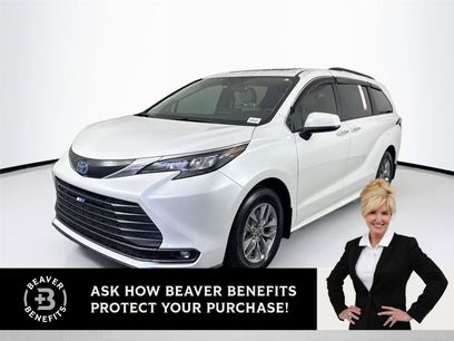 Used 2025 Toyota Sienna XLE