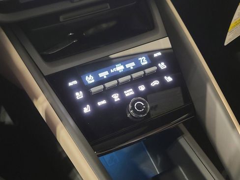 New 2026 Porsche Macan Electric image 24