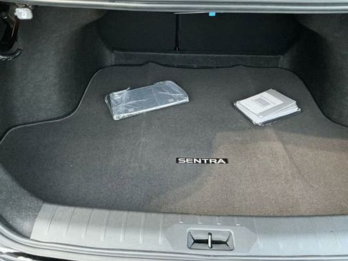 New 2026 Nissan Sentra SR image 17