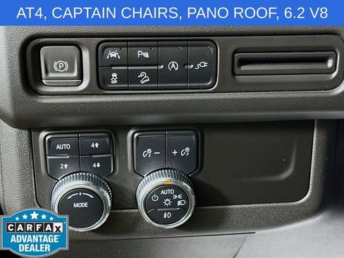 Used 2022 GMC Yukon AT4 AWD/4WD image 10