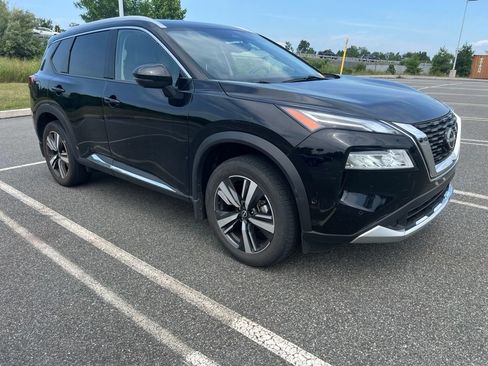 Used 2023 Nissan Rogue Platinum w/ Platinum Premium Package AWD/4WD image 3
