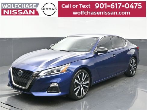 Used 2022 Nissan Altima 2.5 SR image 1