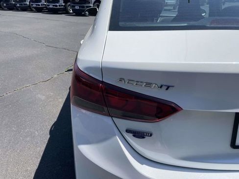 Used 2022 Hyundai Accent SE FWD image 29