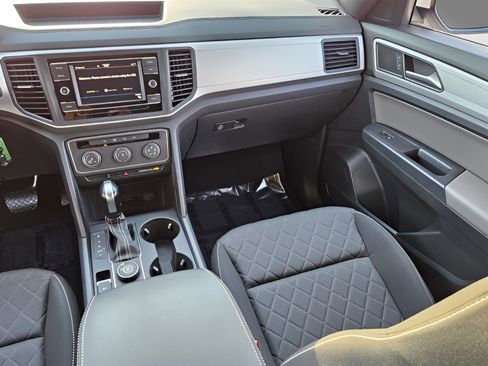 Used 2021 Volkswagen Atlas Cross Sport S image 12