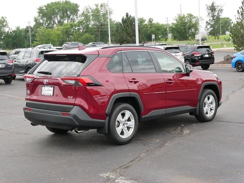 Certified 2019 Toyota RAV4 XLE w/ Convenience Package AWD/4WD image 5