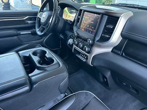 Used 2022 RAM 1500 Laramie AWD/4WD image 15